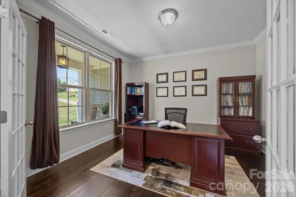 141 Rain Shadow DR, Mooresville, NC 28115