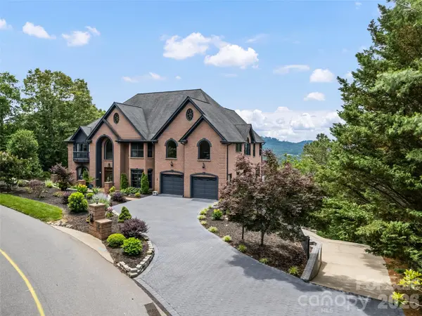 9 Perrion AVE, Weaverville, NC 28787