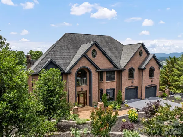 9 Perrion AVE, Weaverville, NC 28787