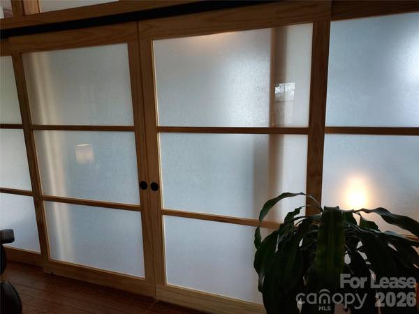 862 Haywood RD #5, Asheville, NC 28806