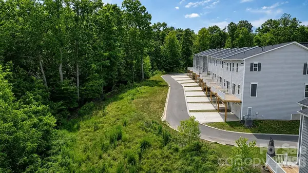 513 Evergreen TER, Cramerton, NC 28032