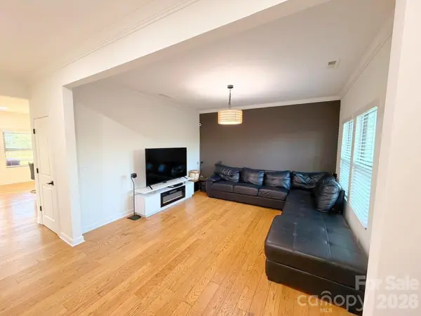 4314 Collingham DR, Charlotte, NC 28273