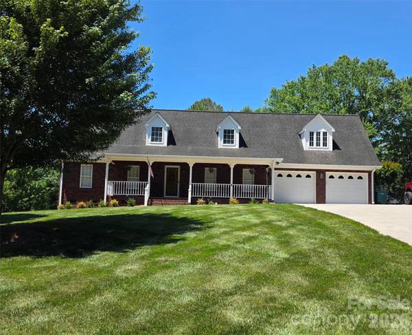 305 Imperial WAY, Albemarle, NC 28001