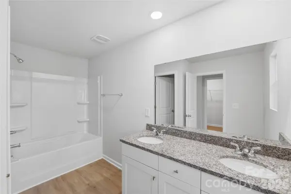 236 Landers Chapel RD, Lincolnton, NC 28092
