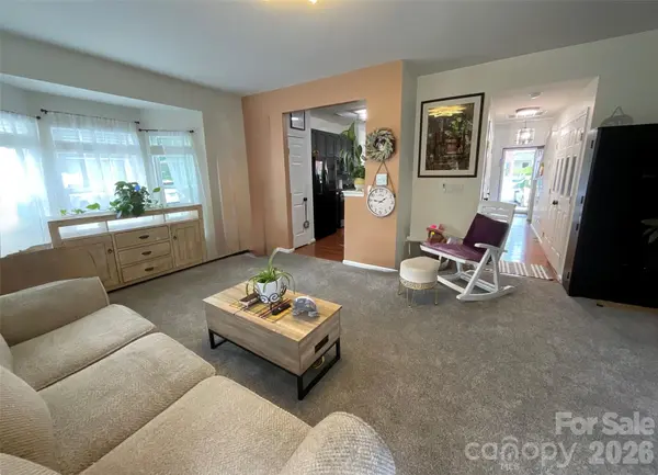 1965 Charlotte HWY #406, Mooresville, NC 28115