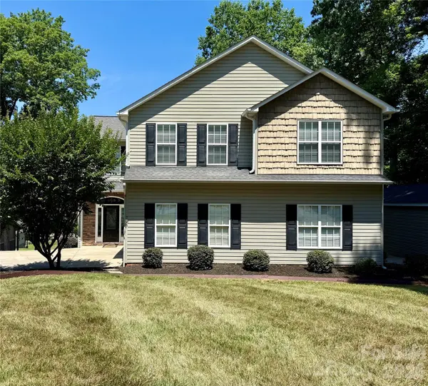 794 Riverwood DR, Lexington, NC 27292