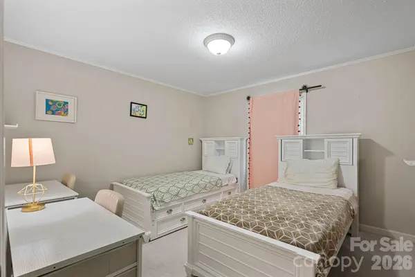 2099 Rock Springs CIR, Denver, NC 28037