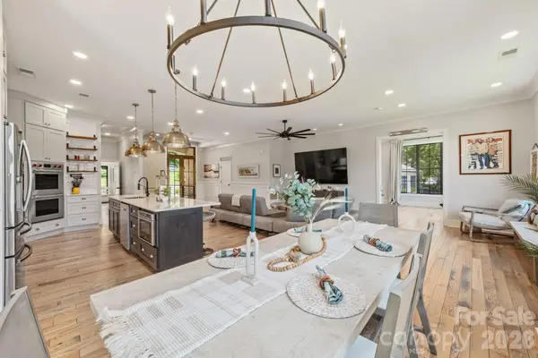 445 Sundown RD, Mooresville, NC 28117