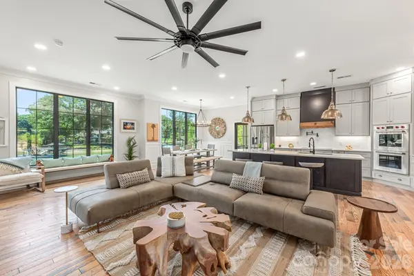 445 Sundown RD, Mooresville, NC 28117