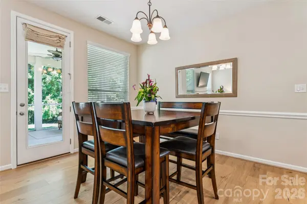 3198 Helmsley CT, Kannapolis, NC 28027