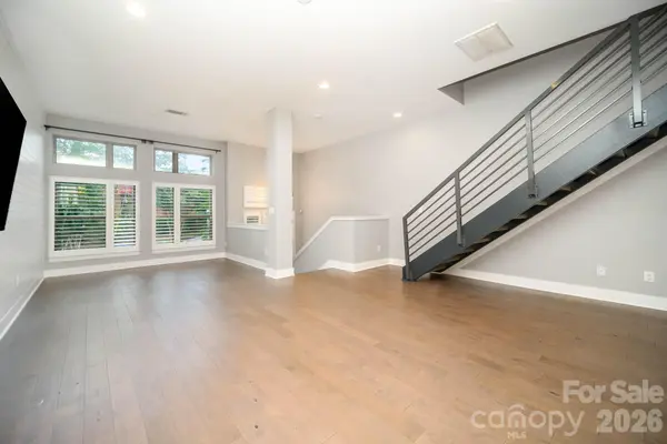 2006 Hawkins ST, Charlotte, NC 28203