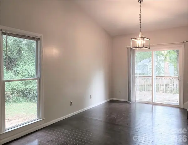 3317 Windsor DR, Charlotte, NC 28209