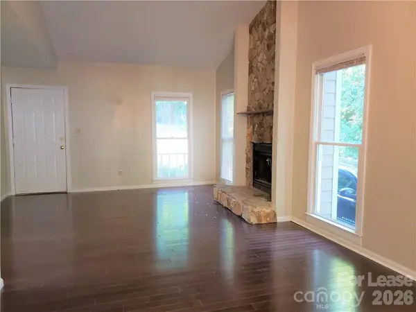 3317 Windsor DR, Charlotte, NC 28209