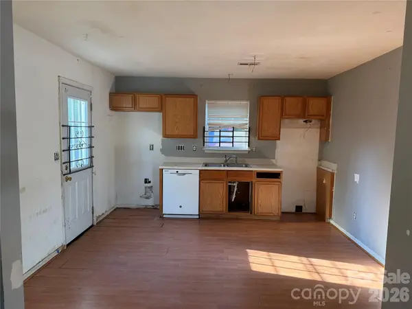 2320 West BLVD, Charlotte, NC 28208