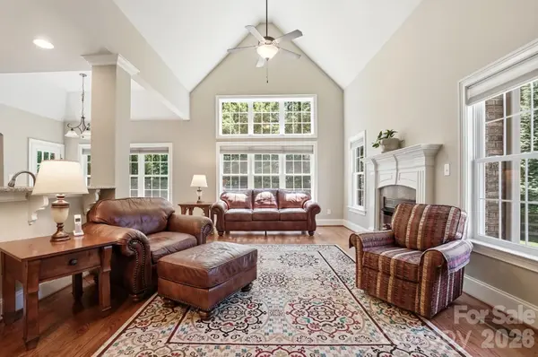146 Orchard Farm LN, Mooresville, NC 28117