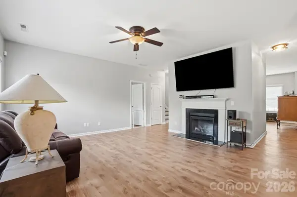 1231 Tranquil Falls LN, Matthews, NC 28104