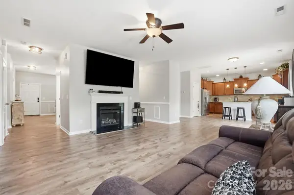 1231 Tranquil Falls LN, Matthews, NC 28104