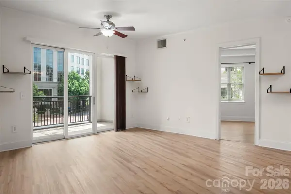 4620 Piedmont Row DR #304, Charlotte, NC 28210