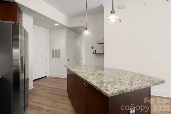 4620 Piedmont Row DR #304, Charlotte, NC 28210
