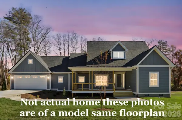 119 Haywood crossing DR, Hendersonville, NC 28791