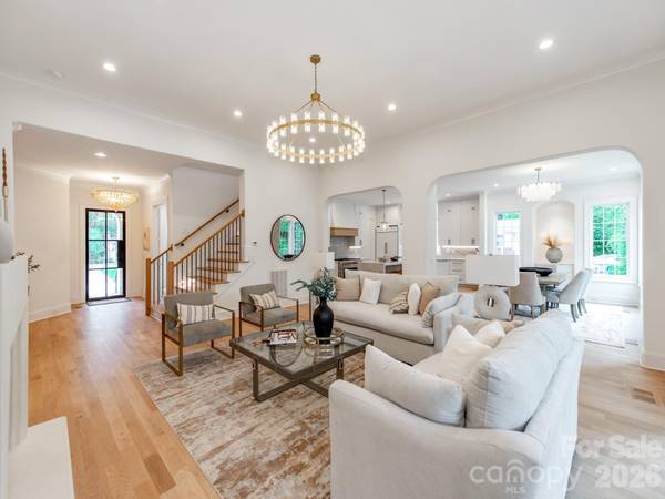 4627 Water Oak RD, Charlotte, NC 28211