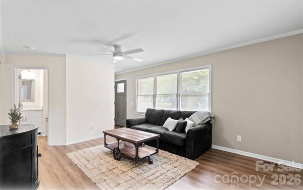 2910 Floral DR, Albemarle, NC 28001