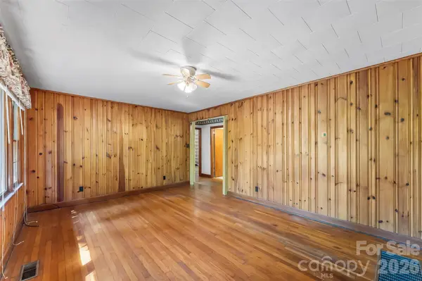 5350 Jay RD, Morganton, NC 28655