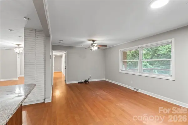 7328 Everett DR, Charlotte, NC 28214