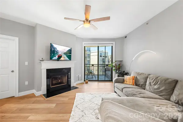 718 W Trade ST #603, Charlotte, NC 28202