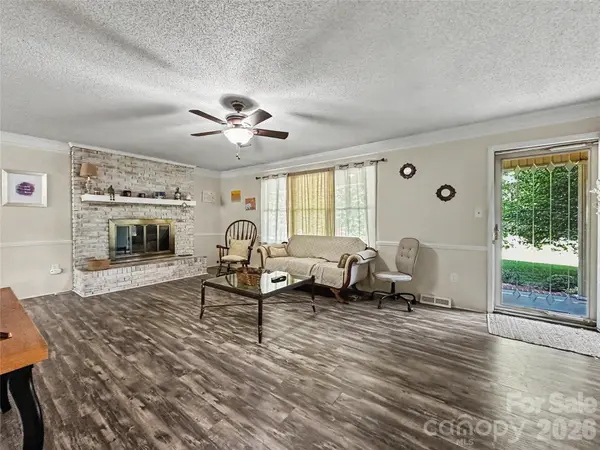213 Bostian Lake RD, Statesville, NC 28677