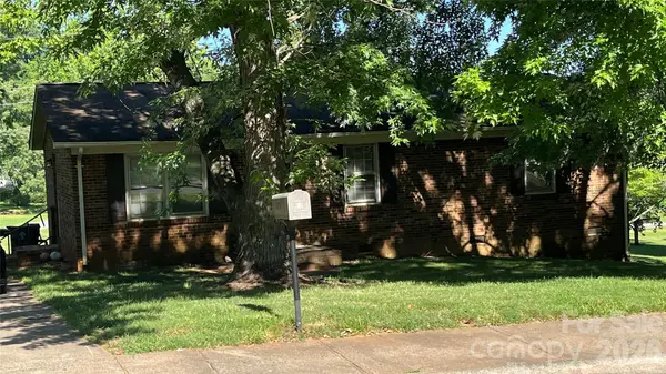 1920 Johnstown RD, Crouse, NC 28033