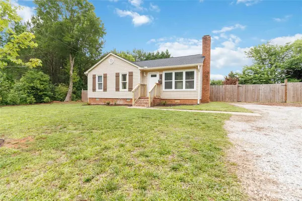 992 Twin Lakes RD, Rock Hill, SC 29732