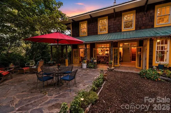128 Barnet Mountain DR, Marshall, NC 28753