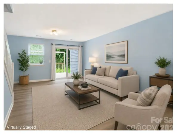 3259 Blythe Ridge CT, Charlotte, NC 28213