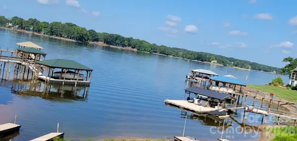 137 Fern Haven LN, Mooresville, NC 28117