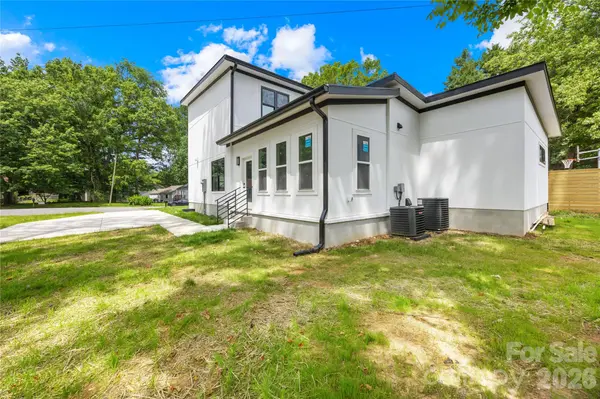 5113 Banfshire RD, Charlotte, NC 28215