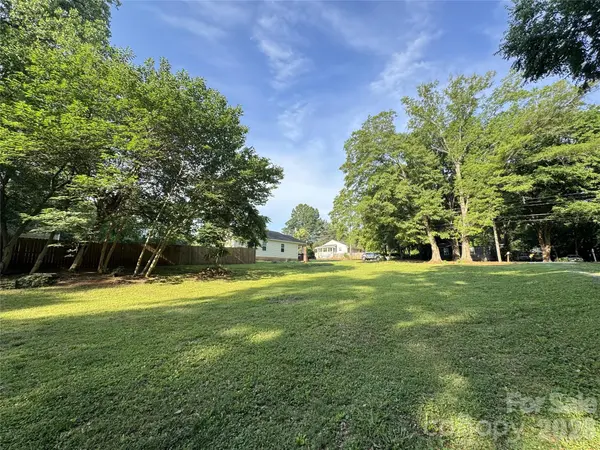 3035 Ross AVE, Charlotte, NC 28208