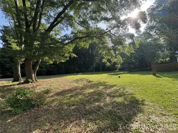 3035 Ross AVE, Charlotte, NC 28208