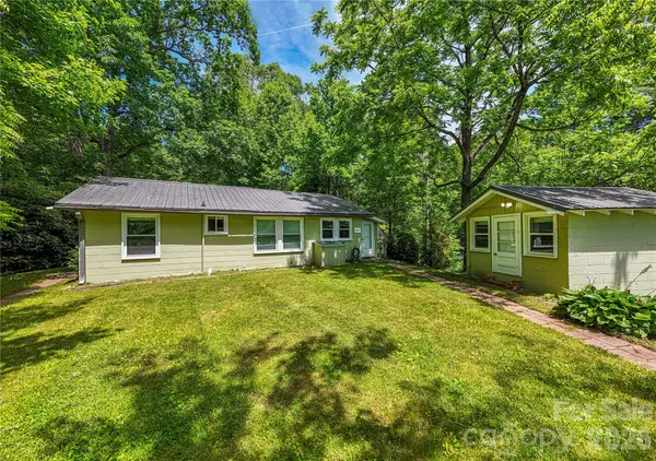 2603 Kim Miller RD, Lake Toxaway, NC 28747