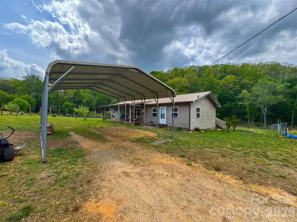 3325 Pack Mountain RD, Murphy, NC 28906