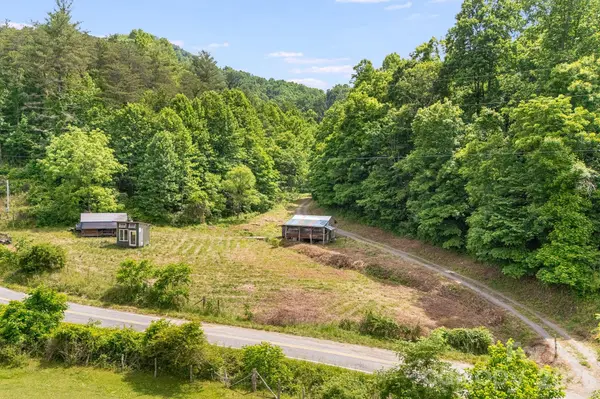 224 Allen DR, Marshall, NC 28753