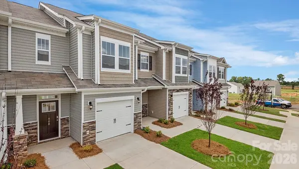 211 Valley Breeze RD, Fletcher, NC 28732