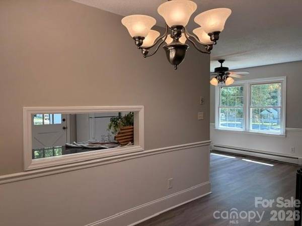4617 Oakwood CIR, Gastonia, NC 28056