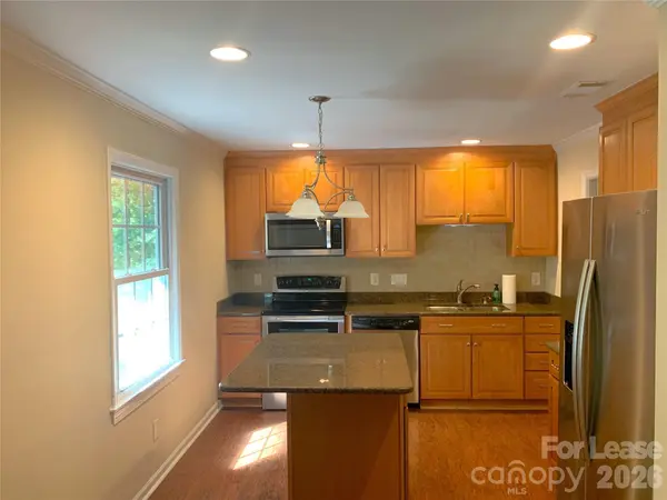 1114 Glenshannon RD, Matthews, NC 28105