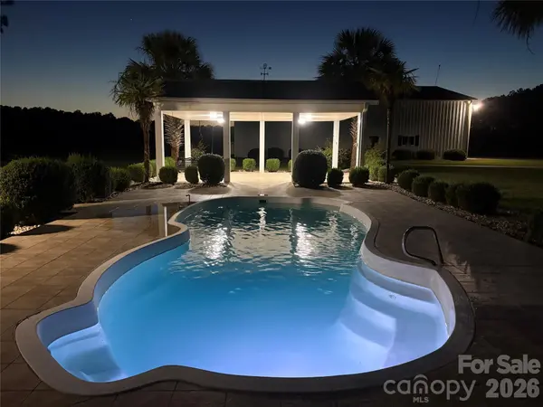 450 Bull Swamp RD, St. Matthews, SC 29135