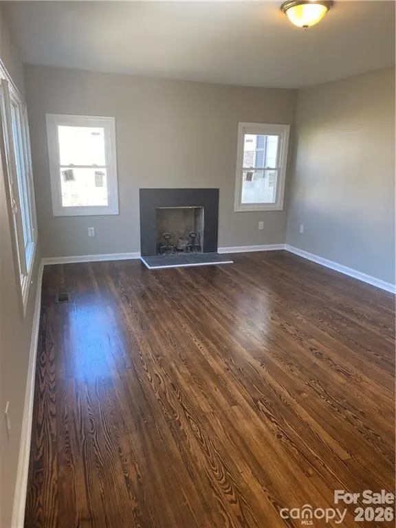 808 N Weldon ST, Gastonia, NC 28052