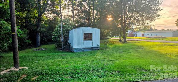 116 E Fairground AVE, Troy, NC 27371