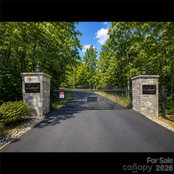 547 James View RD, Marion, NC 28752