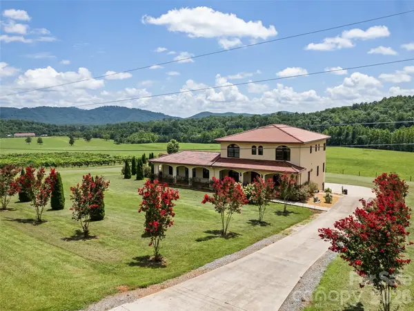 1418 Landis LN, Nebo, NC 28761