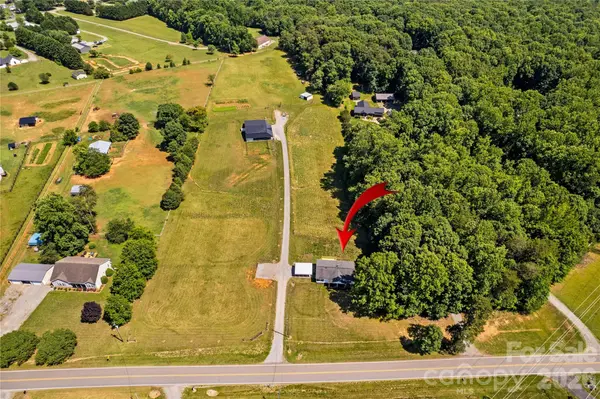 777 Midway RD, Statesville, NC 28625